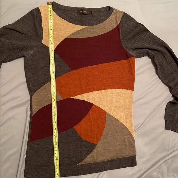 Multi-color lightweight sweater - Picture 3 of 4